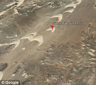 在火星不同区域的卫星图片中可以看到,最令人惊叹的这类结构出现在希腊平原(Hellas basin)和诺克提斯迷宫(Noctis Labyrinthus)。