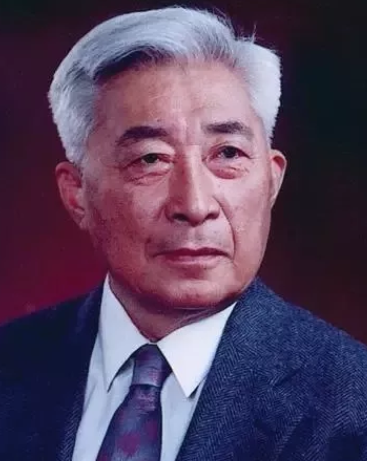对他欣赏已久,1984年,而时任北大数学系主任的丁石孙,在北大读了3年